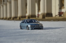 BMW M5 E39 Blue Otto Models 1:18