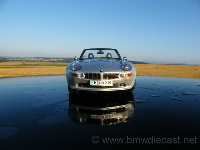BMW Z8 E52 Silver Maisto 1:18