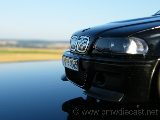 BMW M3 CSL E46 Black Autoart 1:18